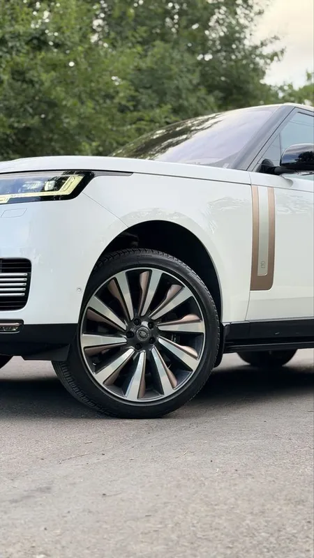 Range rover SV P615 — фото 2