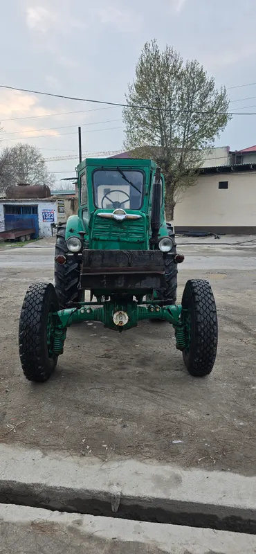 T40