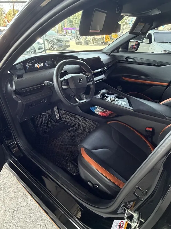 Changan Uni-V 2.0 Turbo. Yili 2023. 4 Changan Uni-V 2.0 Turbo. Yili 2023. 4