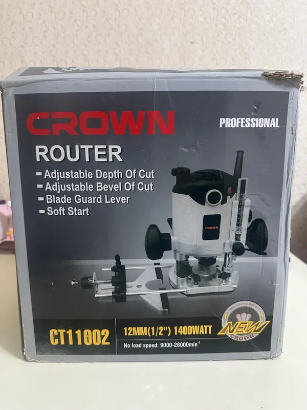 Продается Профессиональный фрезер CROWN CT11002 1