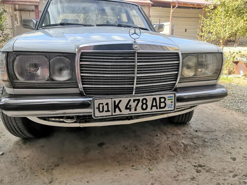 Мерседес Бенс w123 1 Мерседес Бенс w123 1
