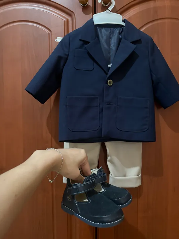 Детский шикарный костюмчик