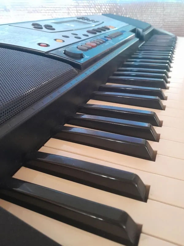 Yamaha PSR-343 elektron pianina 1