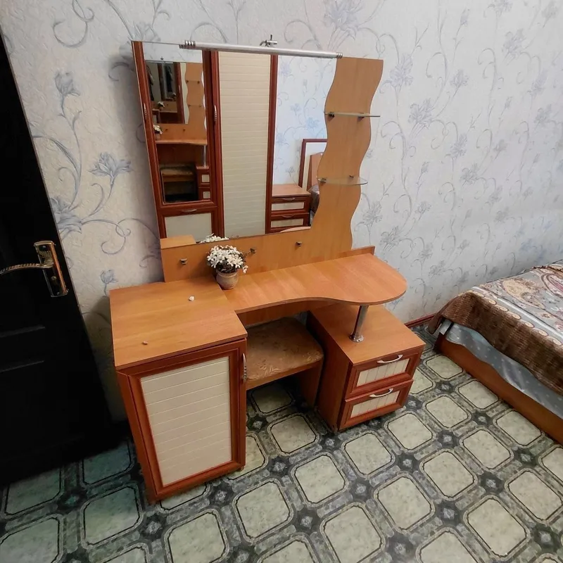 Продам спальный гарнитур 3