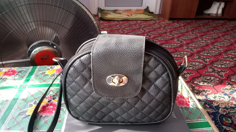ayollar sumkasi
