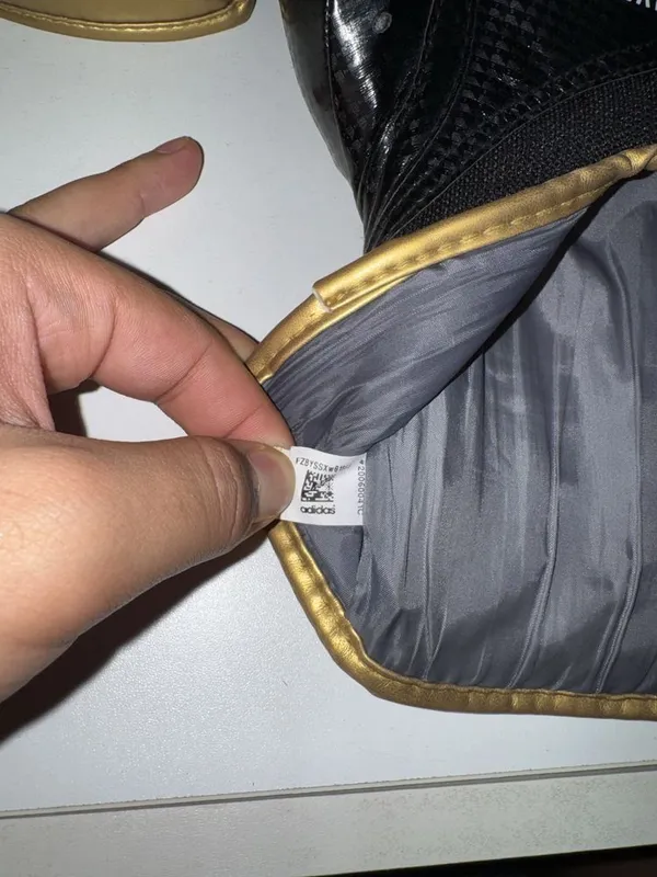 Боксерские перчатки Adidas Hybrid 65 (10 oz) 4