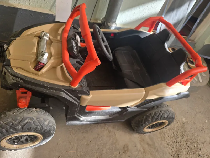 bolalar uchun pulutli elektor mashina 1
