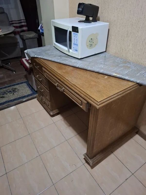 Стол письменный из натурального дерева 4