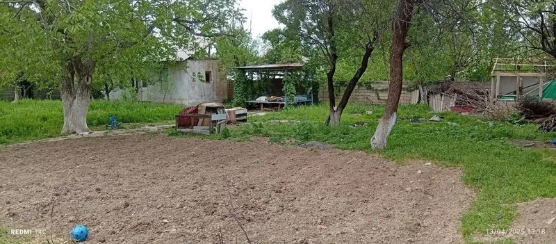 Бустонлик туман да Ховли сотилади