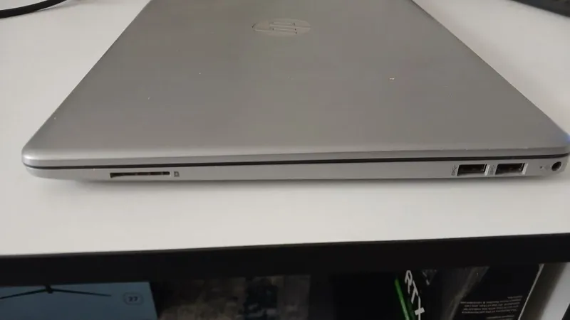 HP 2gb noutbuk . 6 HP 2gb noutbuk . 6
