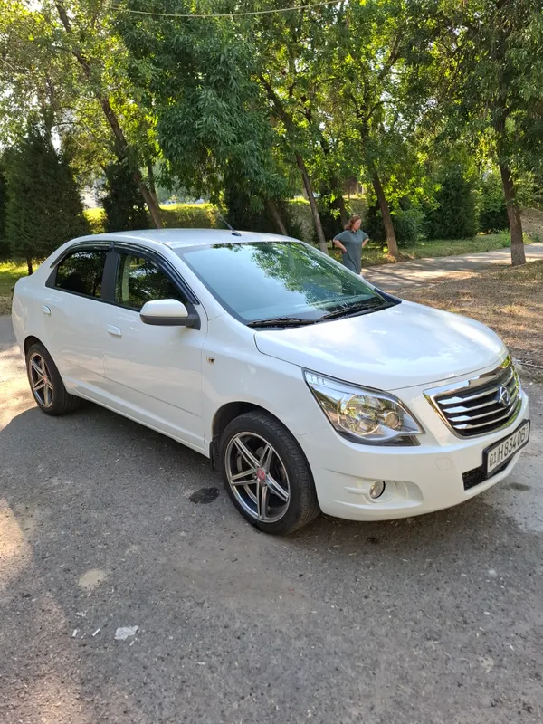 Продаётся кбальт равон 2019 год, пробег 65990 3
