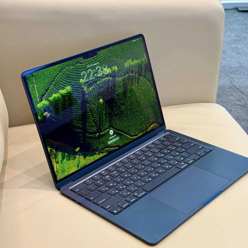 MacBook Air M5 Sky Blue/Midnight 16/512GB YANGI 6