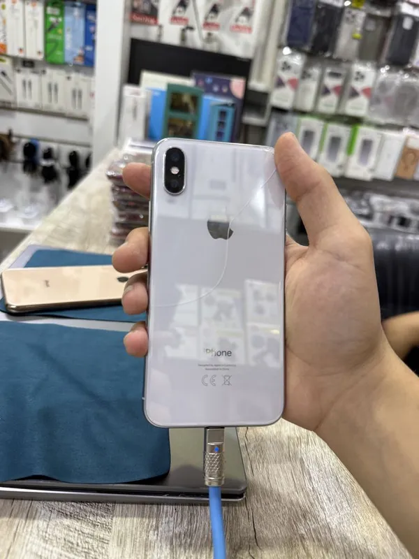 iPhone X 256GB. 72% 1 iPhone X 256GB. 72% 1