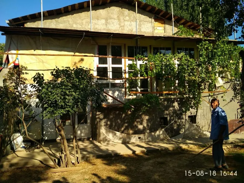 Срочно продается дом по цене земли Назарбек — фото 1 Срочно продается дом по цене земли Назарбек — фото 1