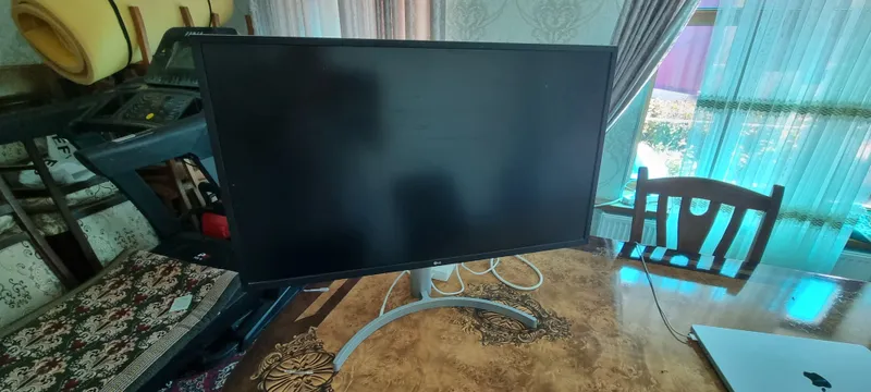 Monitor LG 32UL750 1 Monitor LG 32UL750 1