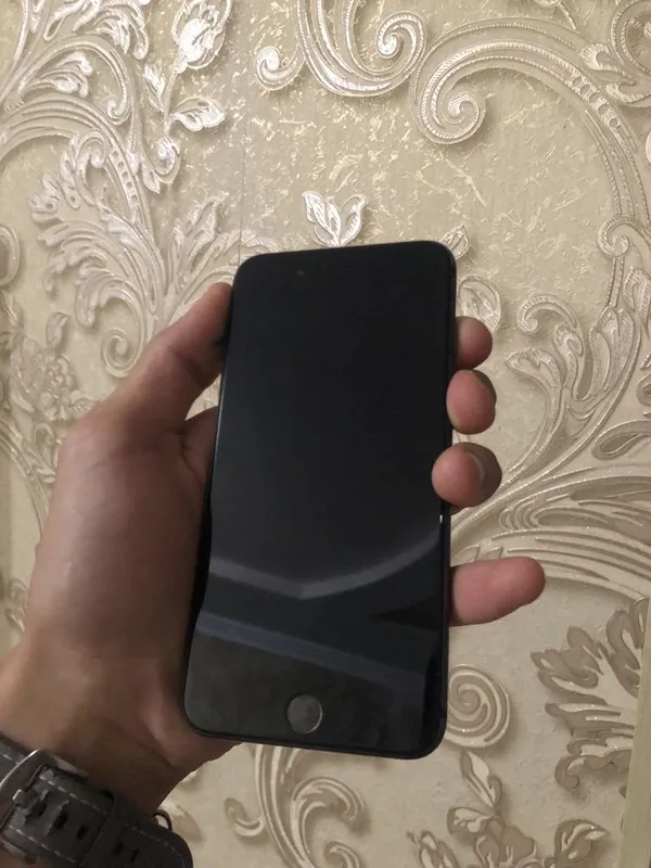 iPhone 8 Plus 64Gb LL/A 5 iPhone 8 Plus 64Gb LL/A 5