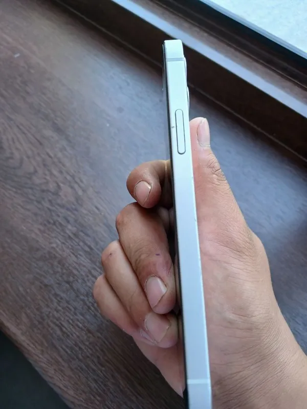 Iphone 12 ideal holatda — фото 1