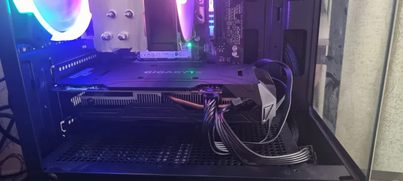 Gtx 1060 3gb идеальное состояние — фото 2