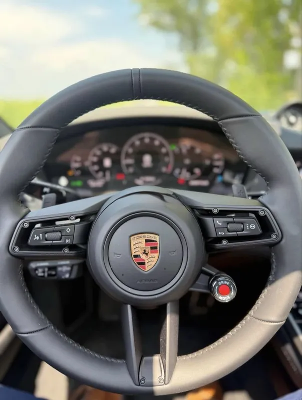 Porsche 911 Carrera 2026 8