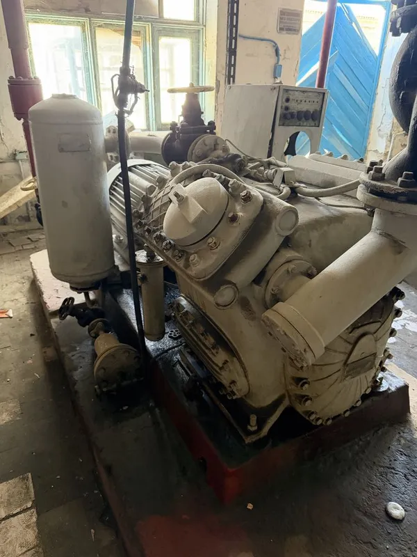 Kompressor motor sotiladi
