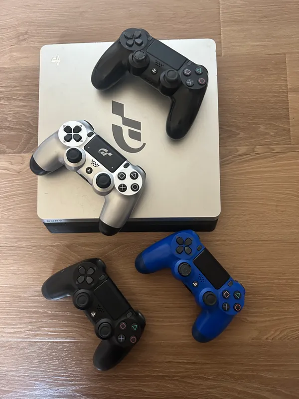 PlayStation 4 Slim/1 ТБ. GranTurrisimo Limited 1