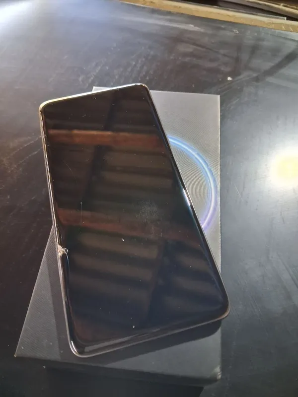 VIVO _ V 50. 5 G 2 VIVO _ V 50. 5 G 2