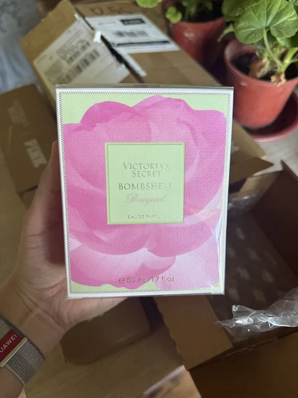 Victoria’s secret Rare beauty mahsulotlari 1 Victoria’s secret Rare beauty mahsulotlari 1