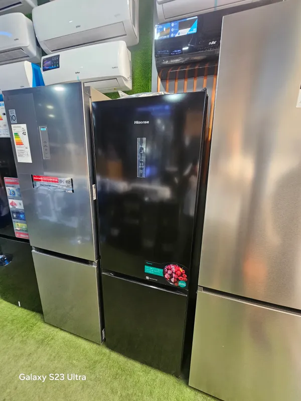 Холодильник HISENSE Total No-Frost 1