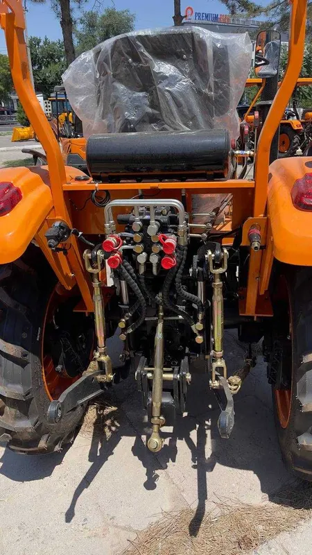 Traktor Chimgan Gd 404 — фото 1