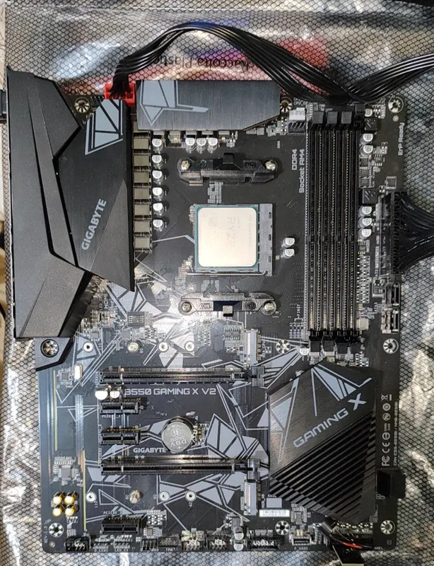 Продам комплект проц AMD Ryzen 7 + плата 1 Продам комплект проц AMD Ryzen 7 + плата 1