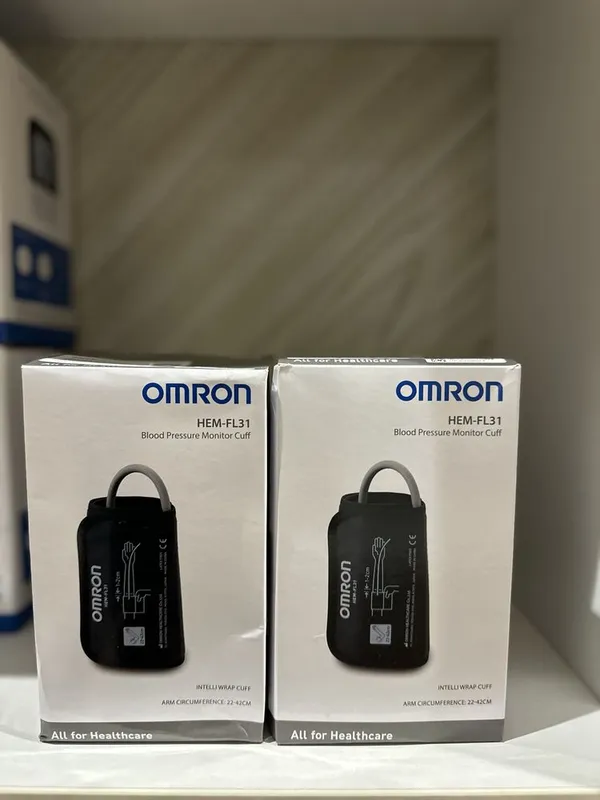 OMRON Intelli Wrap Cuff (HEM-FL31-E) universal manjetasi (22–42 sm) 6 OMRON Intelli Wrap Cuff (HEM-FL31-E) universal manjetasi (22–42 sm) 6