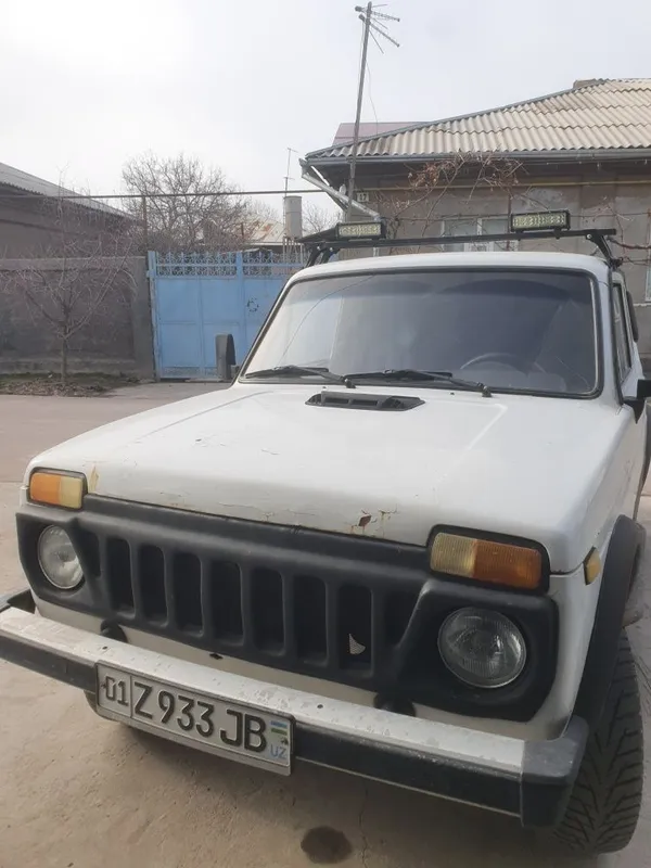 Vaz 21 21 moshina yahshi holatda