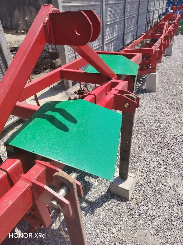 Traktor uchun krelar 1 Traktor uchun krelar 1