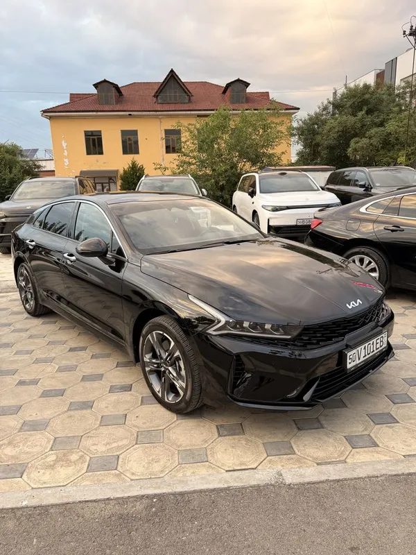 Kia k5 2024 yil 20 ming yurgan tozza 29200 $ — фото 1