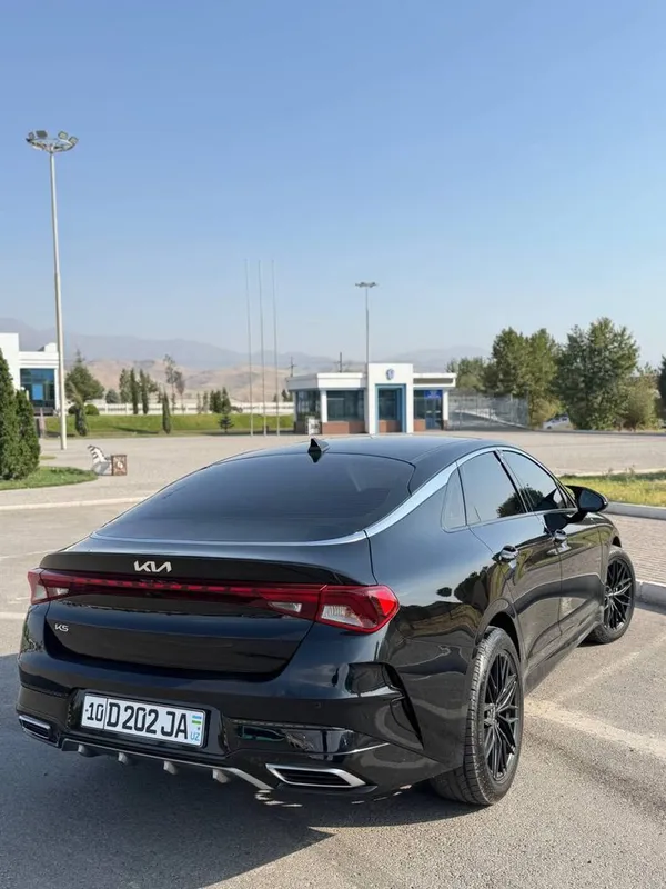 Kia k5 2023 yil 3 Kia k5 2023 yil 3
