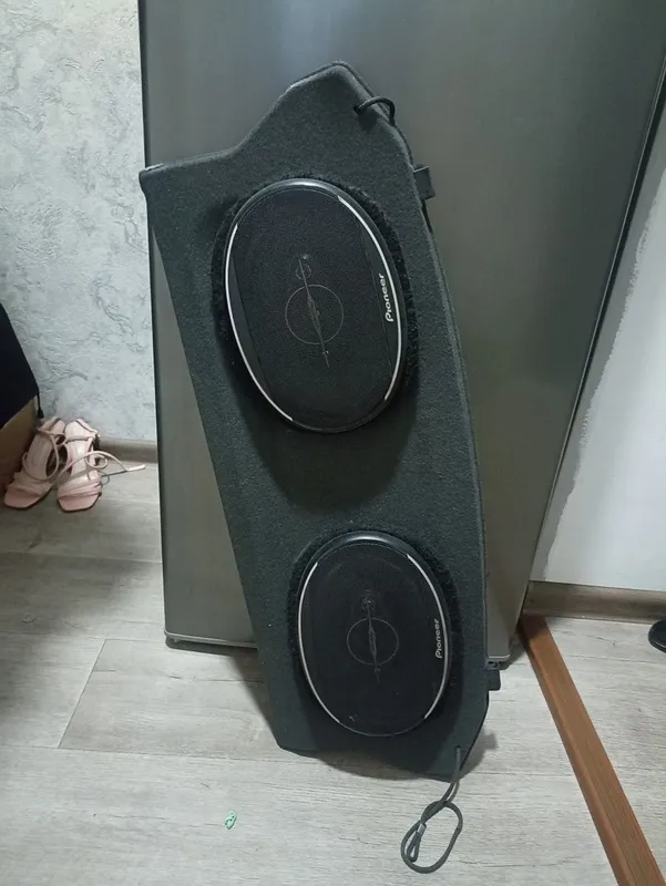 Продам колонки и подседельный сабвуфер пионер. 1 Продам колонки и подседельный сабвуфер пионер. 1