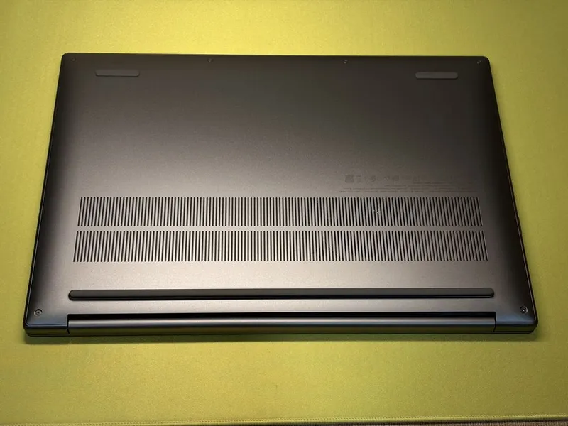 Lenovo Slim5 i7 13620H 32gb ram 1tb ssd 120hz amoled 2.8k 3 Lenovo Slim5 i7 13620H 32gb ram 1tb ssd 120hz amoled 2.8k 3