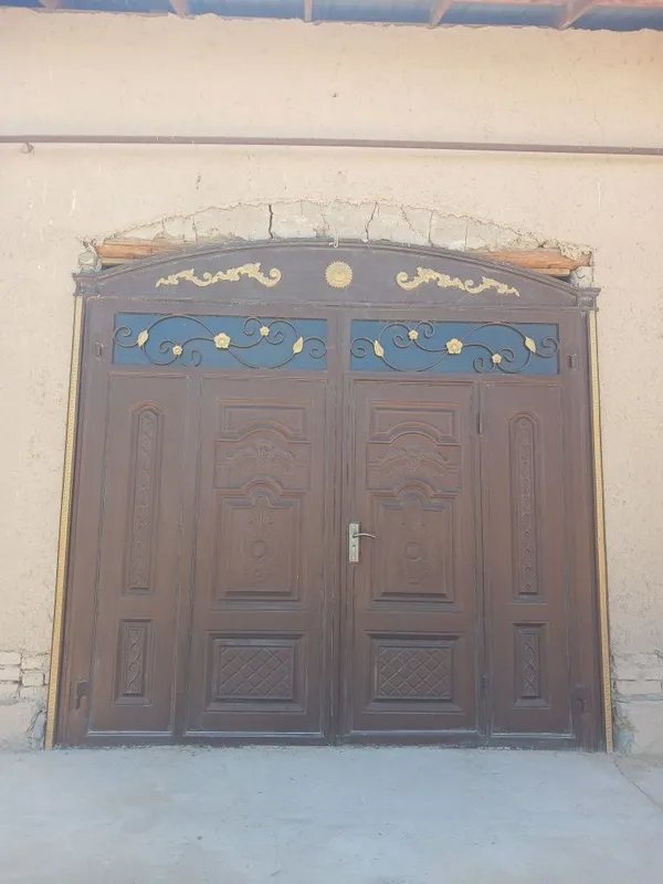 Temir darvoza sotiladi holati yaxshi. Kelishiladi. Darvoza Hazoraspda 2 Temir darvoza sotiladi holati yaxshi. Kelishiladi. Darvoza Hazoraspda 2