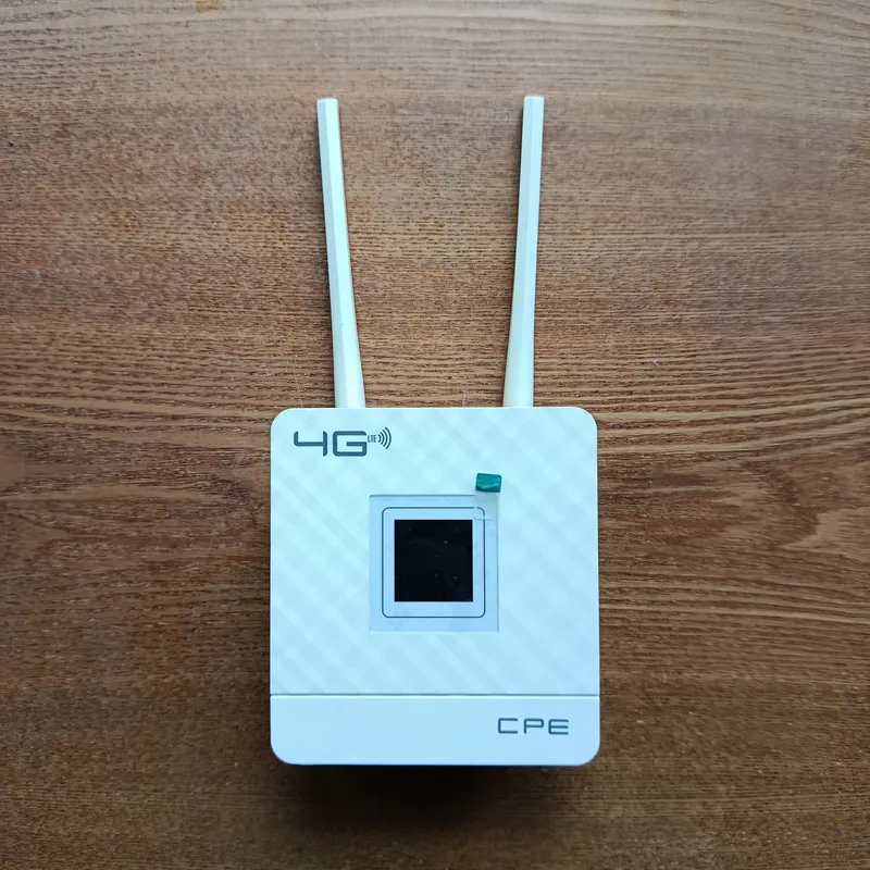 4G Wi-Fi router sim karta