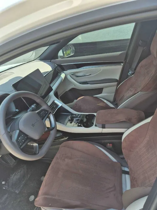 BYD Champion EV 605 – 2025 yi — фото 2