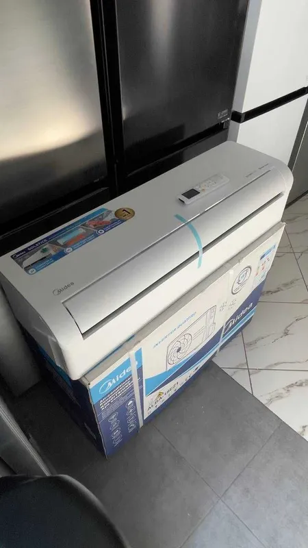 Кондиционер MIDEA модель ALBA Pro - 12,000 Btu / Inverter / Новинка !