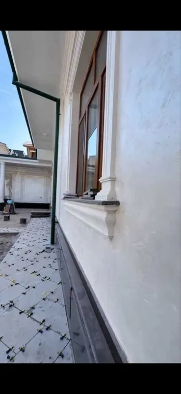 TRAVERTIN va Otachento xizmatlari;, 1