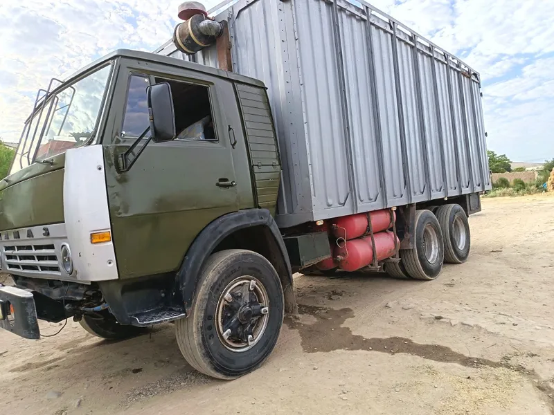 Kamaz sotiladi holati yaxshi 3 Kamaz sotiladi holati yaxshi 3