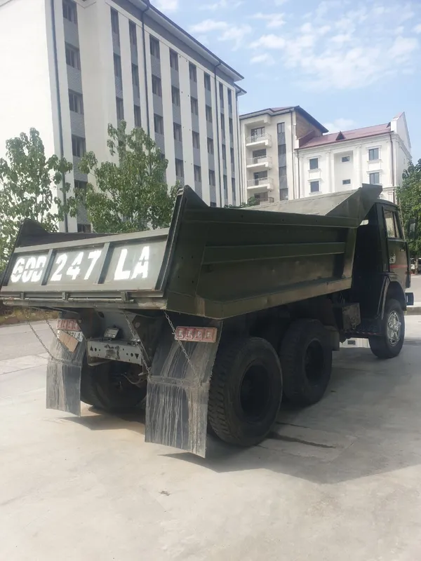 Kamaz sotiladi yili 1989 8 balon 70% 2 balon bez kamer 5