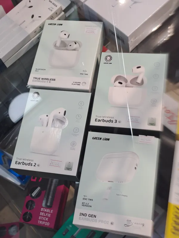 Air Pods 2/1 Air pods 3 Air pods pro 2 Air Pods 2/1 Air pods 3 Air pods pro 2