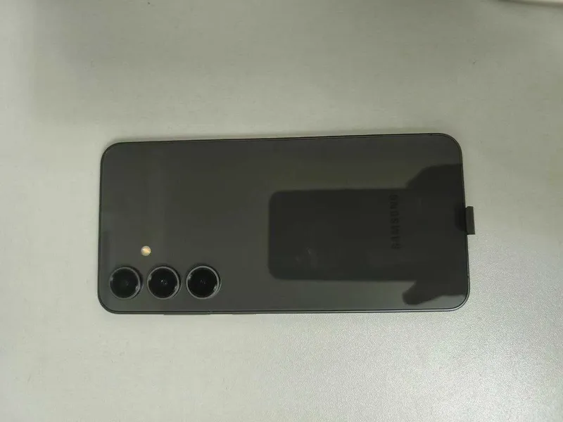 Samsung Galaxy S24 FE Yangi 2 Samsung Galaxy S24 FE Yangi 2