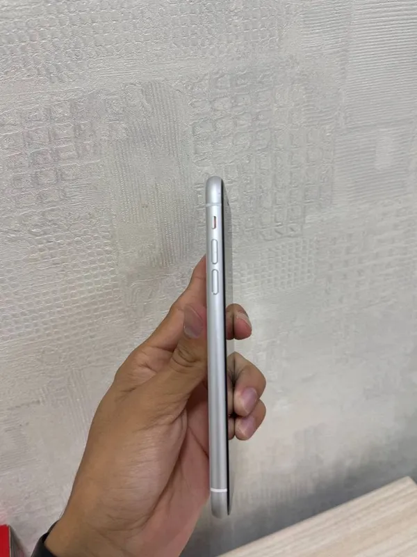 iPhone XR, идеальный, 128 ГБ 3 iPhone XR, идеальный, 128 ГБ 3
