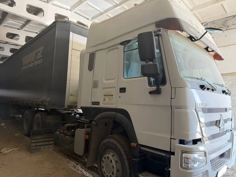 Sinotruk HOWO A7 420. 3
