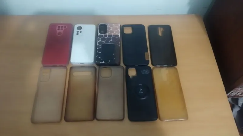 Продам чехлы для телефонов 1 Продам чехлы для телефонов 1