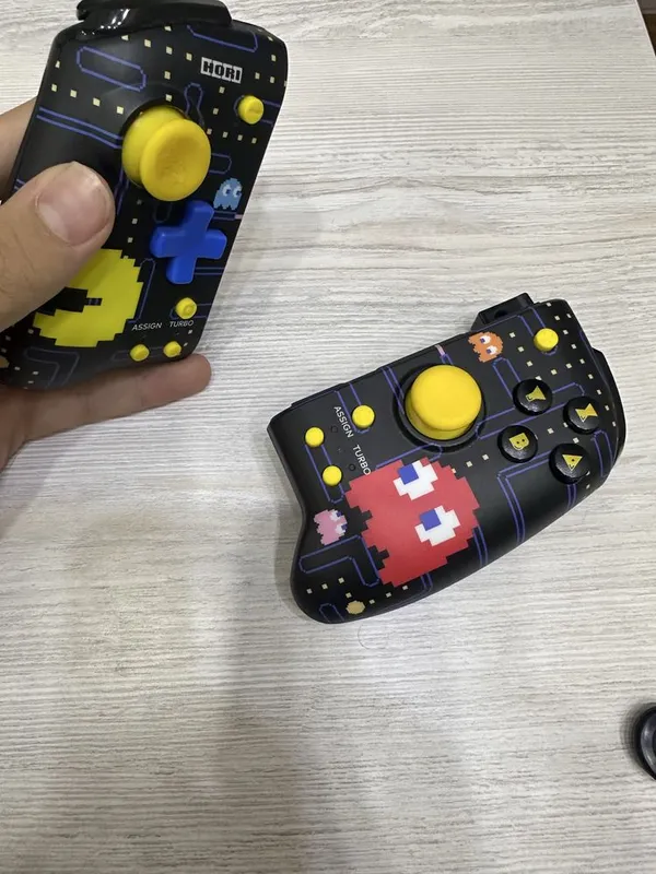 Hori Split Pad Pro Limited Edition Pac-Man — фото 1